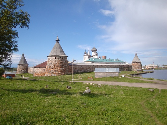 Соловецкий кремль с южной стороны