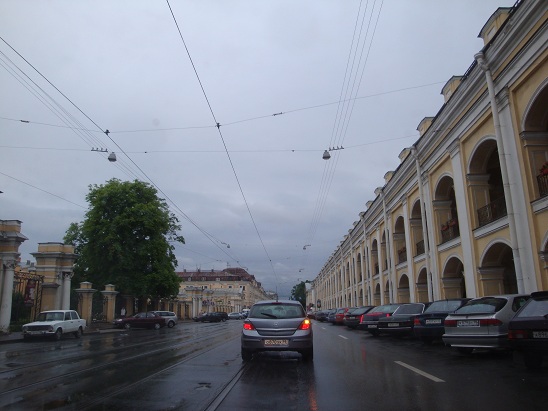 Гостиный двор в Санкт-Петербурге